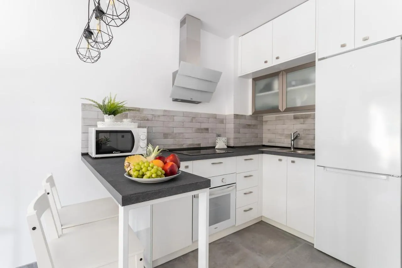 Oleholidays 205 Romana Playa Primera Linea Playa Apartment Marbella